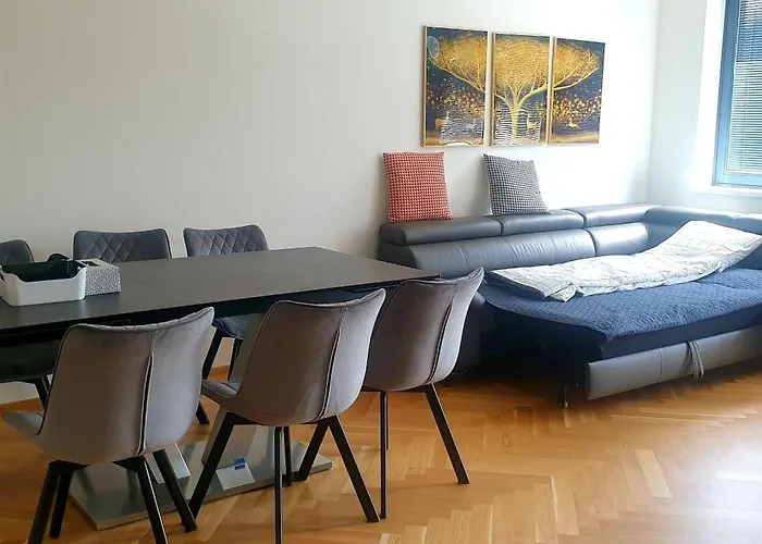 Apartment Smichov *